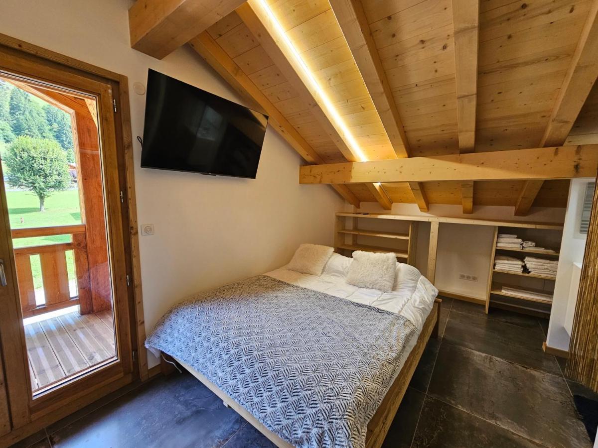 Demi-Chalet Vadel La Panthiaz 15 Pers 5 Chambres Abondance المظهر الخارجي الصورة
