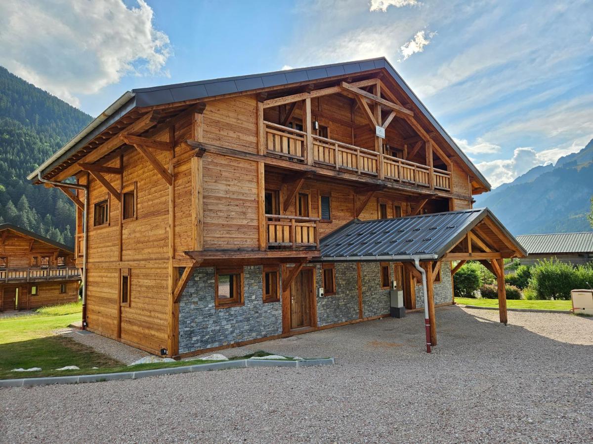 Demi-Chalet Vadel La Panthiaz 15 Pers 5 Chambres Abondance المظهر الخارجي الصورة