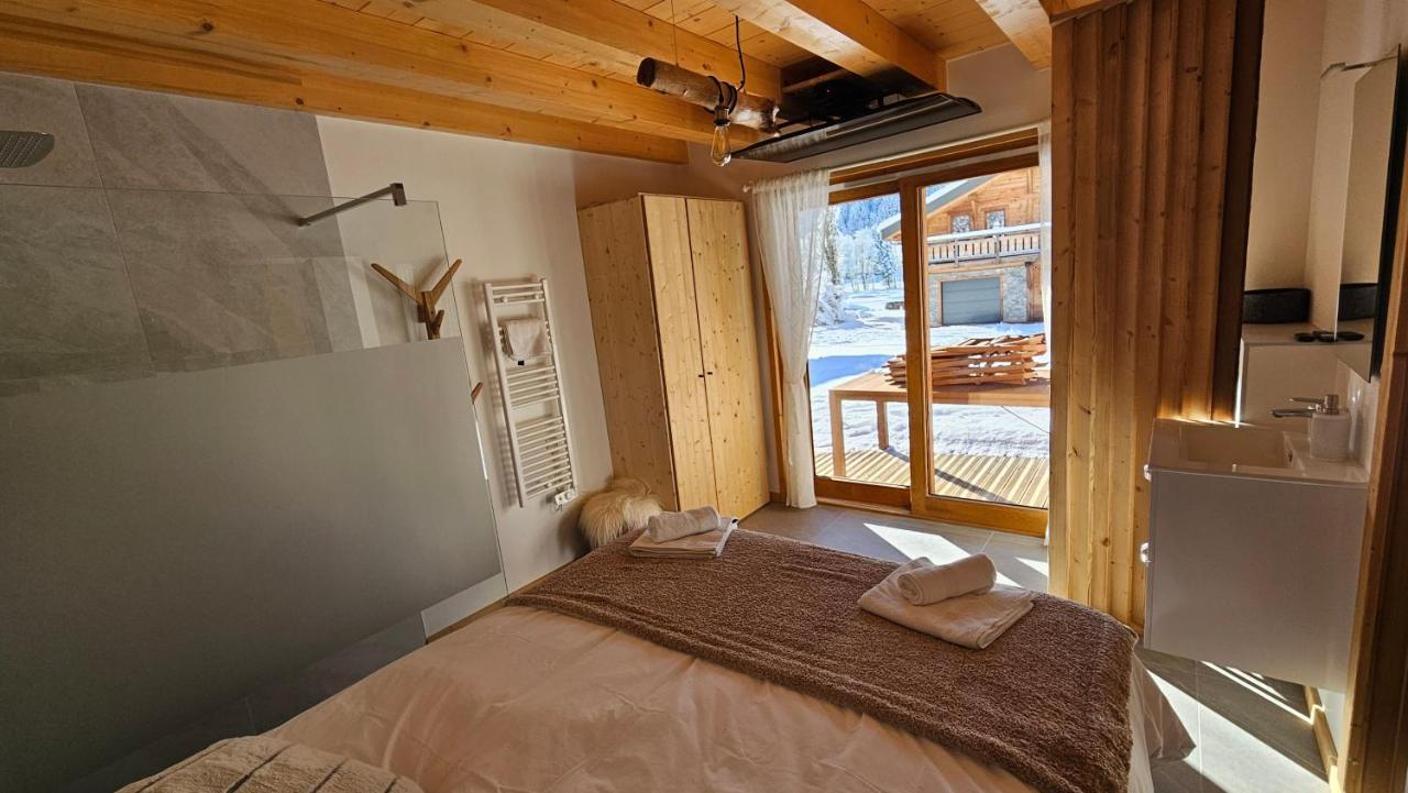Demi-Chalet Vadel La Panthiaz 15 Pers 5 Chambres Abondance المظهر الخارجي الصورة